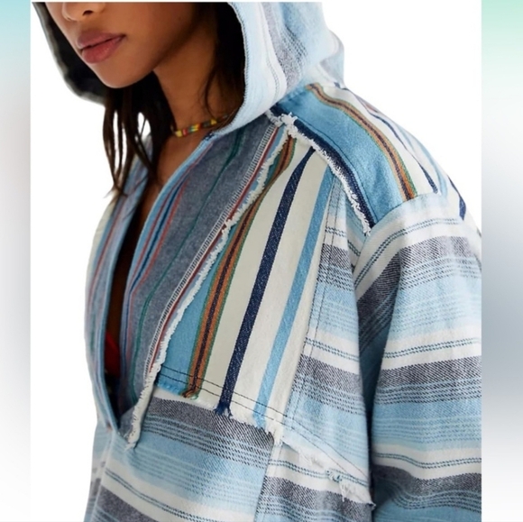 We The Free Willowa Hoodie Chambray Combo Oversized Size Medium - Picture 2 of 16